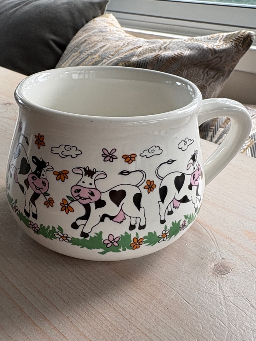 Vintage 1980s Farmhouse Cow Ceramic Soup Mug Bowl